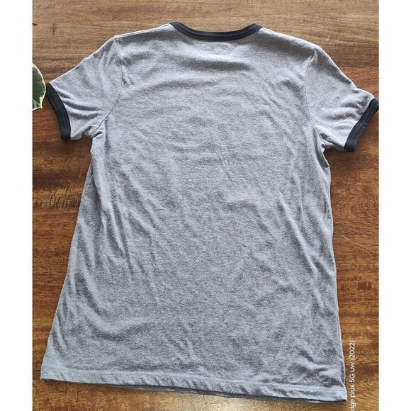 Mickey Mouse Disney SS T shirt Medium Rainbow SEE MEASUREMENTS 🌈 - Picture 2 of 9